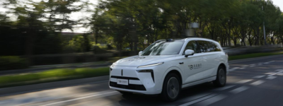 元戎启行年底冲刺：即将落地全国首家消费级量产车 Robotaxi